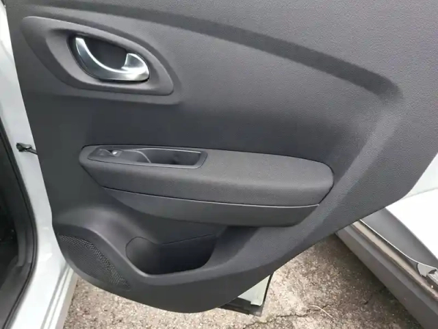 Renault Kadjar blue dci 115 — photo 21