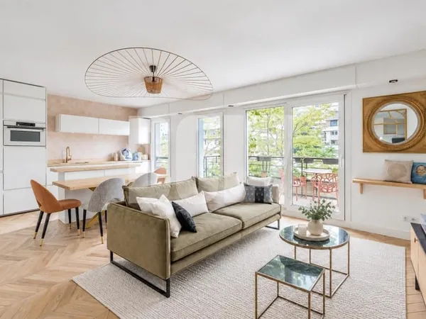 DOLY - APPARTEMENT - CANAL DE L'OURCQ - PARIS 19E