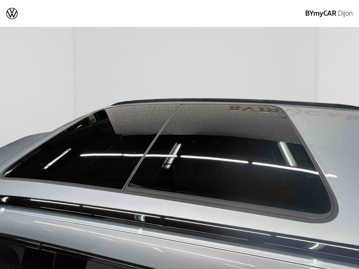 Volkswagen Passat 1.5 eHybrid 272 DSG6 — photo 23