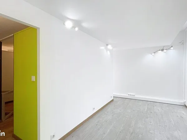 Local 75 m² Verdun-sur-Garonne
