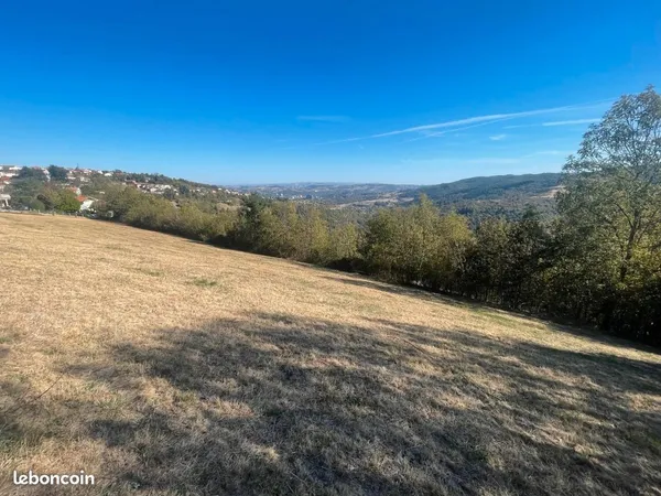 TERRAIN 6783 m² - PROJET DE 4 LOTS - CU OPERATIONNEL