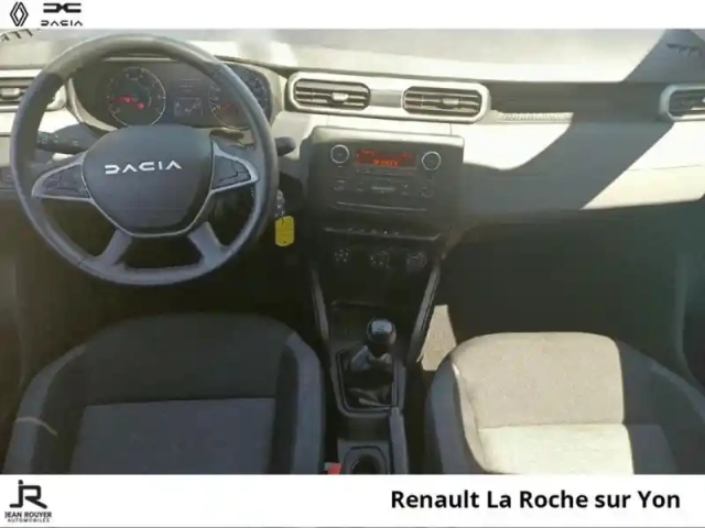 Dacia Duster 1.0 eco-g 100ch  essential 4x2 — photo 5
