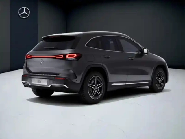 Mercedes Eqa 250+ amg line — photo 5