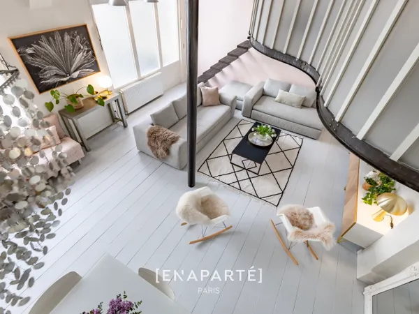 Vends Loft - Rue de Paradis - 5 pièces - Refait par architecte - Mezzanines - Beaux volumes - Sur co