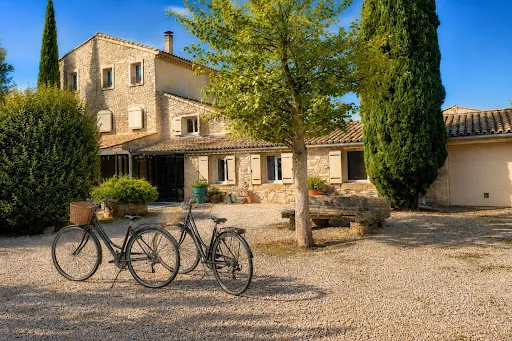 Mas provençal 9 pièces 300 m²