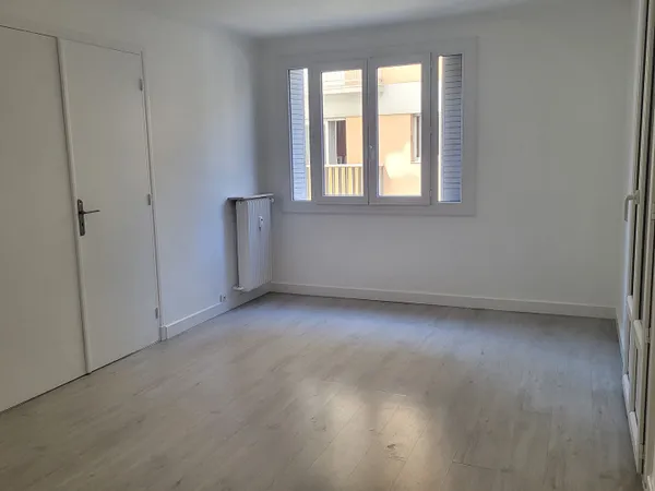 3 PIECES - BOULEVARD GORBELLA