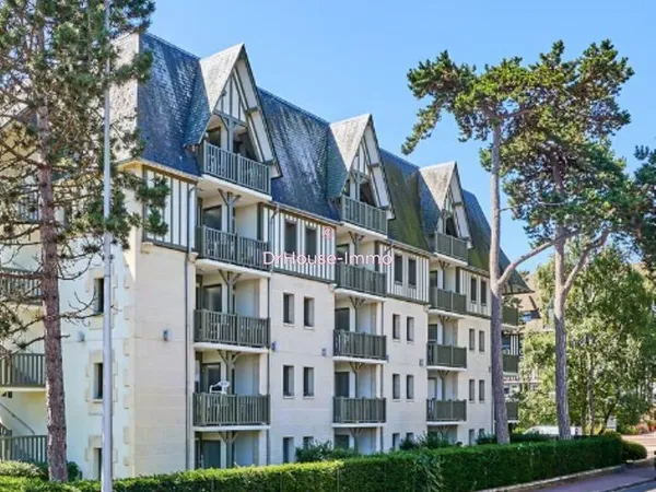Studio 1 pièce 24 m²