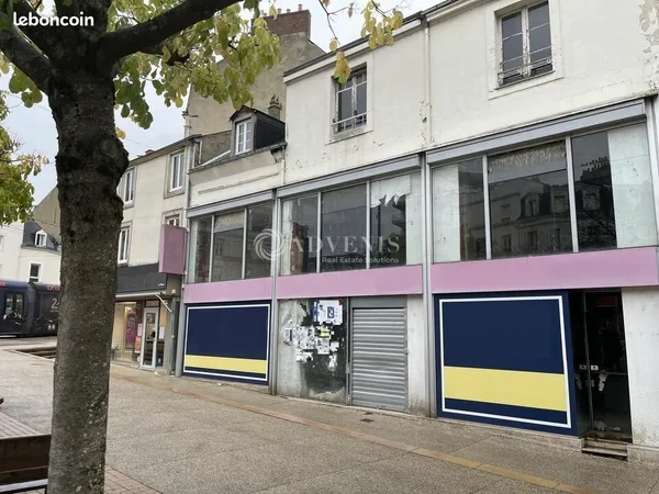 Bâtiment 500 m²