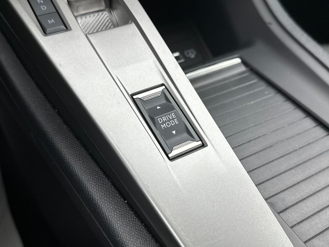 Peugeot 308 hybrid 145 e-dcs6 allure — photo 30