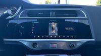 Jaguar I-Pace EV400 HSE AWD — photo 29