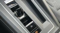 Volkswagen Golf 1.5 eHybrid 204ch VW Edition DSG6 — photo 13