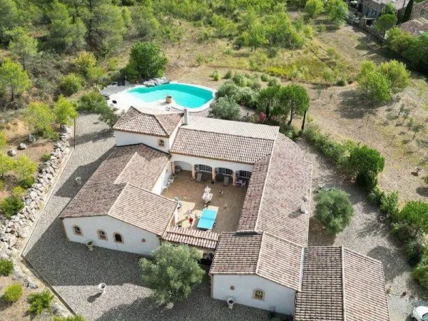 Maison et villa de prestige Vente Saint-Chinian 7p 225m² 975000€