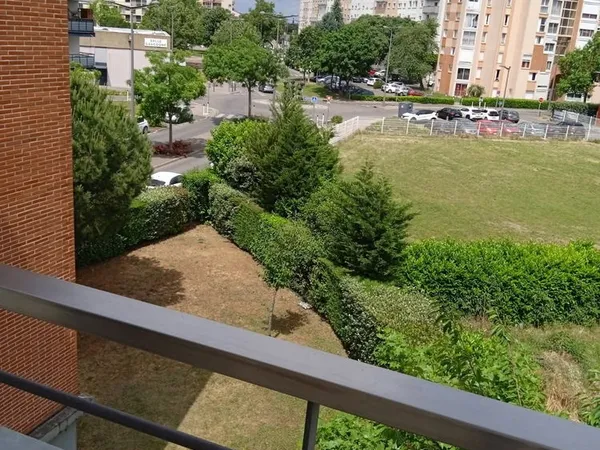 Beau T2 centre Colomiers, immeuble sécurisé,