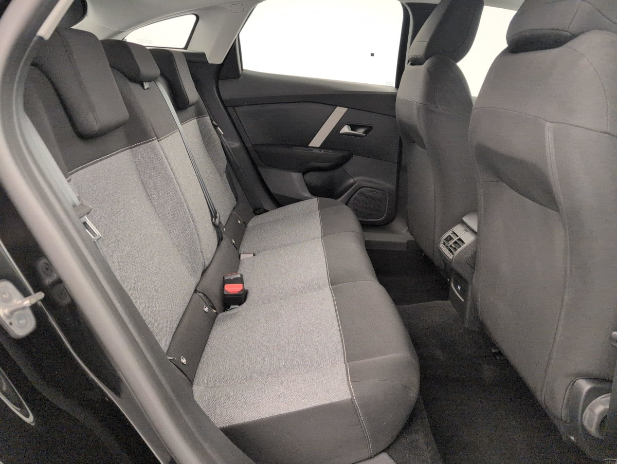 Citroën C4 — photo 10