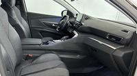 Peugeot 5008 1.2 PureTech 130ch S&S Allure Pack EAT8 — photo 15