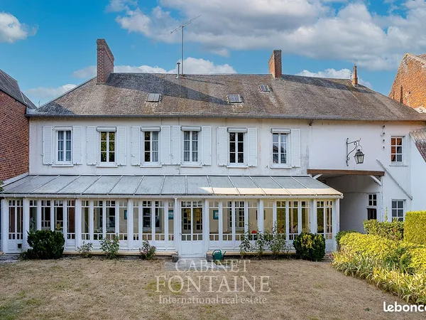 Propriété 7 pièces 205 m²