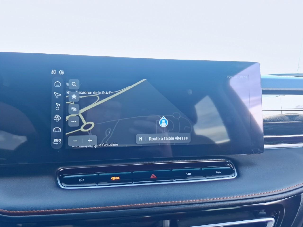 Mg Ehs 1.5 gdi 272ch phev luxury — photo 19