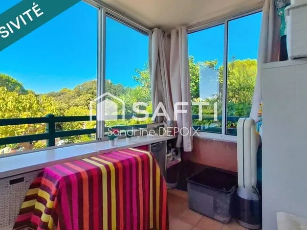 Studio 1 pièce 27 m²