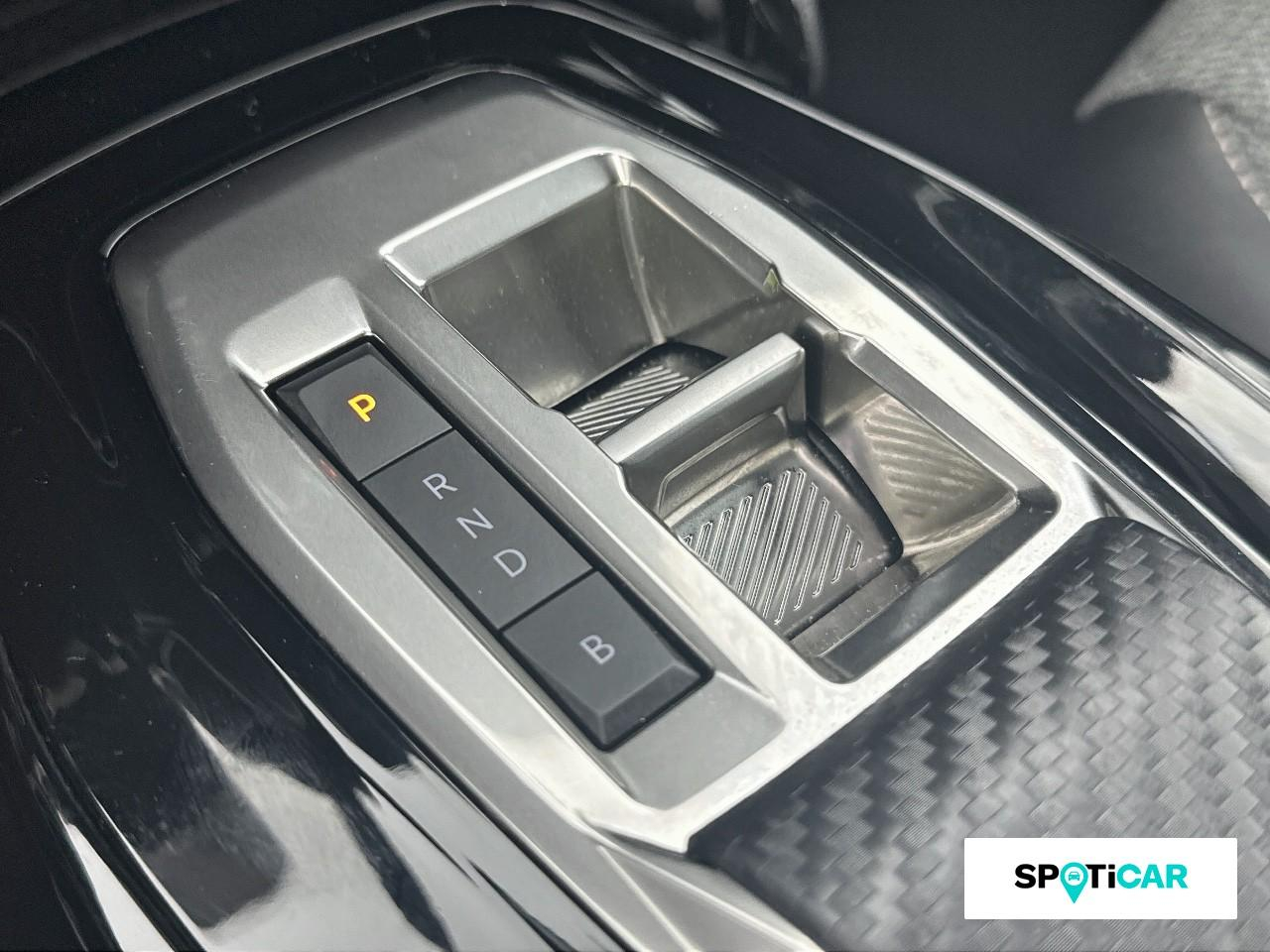 Peugeot 2008 e-2008 156ch 54 kwh allure — photo 14