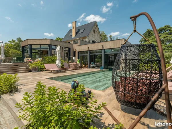 Propriété 14 pièces 700 m²