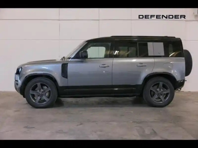 Land Rover Defender 110 2.0 p400e x-dynamic se — photo 18