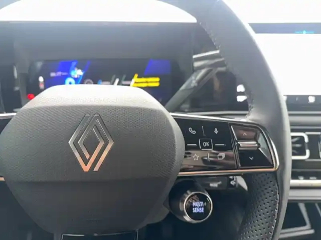 Renault 5 renault  e-tech electrique 10 ch autonomie confort — photo 37