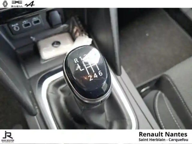 Renault Megane 1.5 blue dci 115ch evolution — photo 11