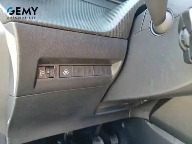 Peugeot 2008 bluehdi 110 s&amp;s bvm6 — photo 16
