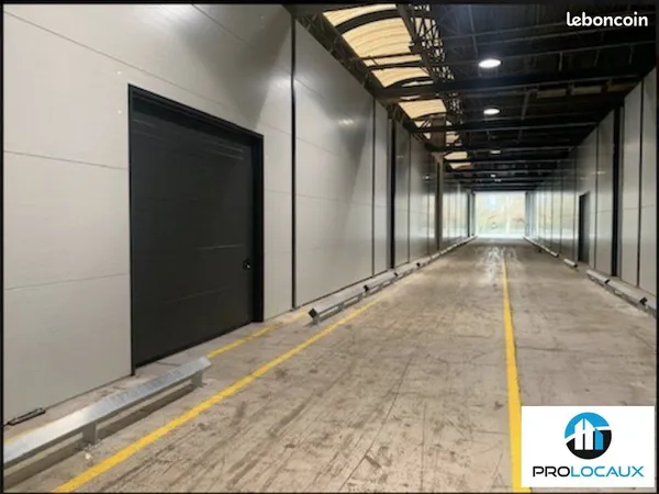 LOCAL D'ACTIVITE 365 m² MONTATAIRE