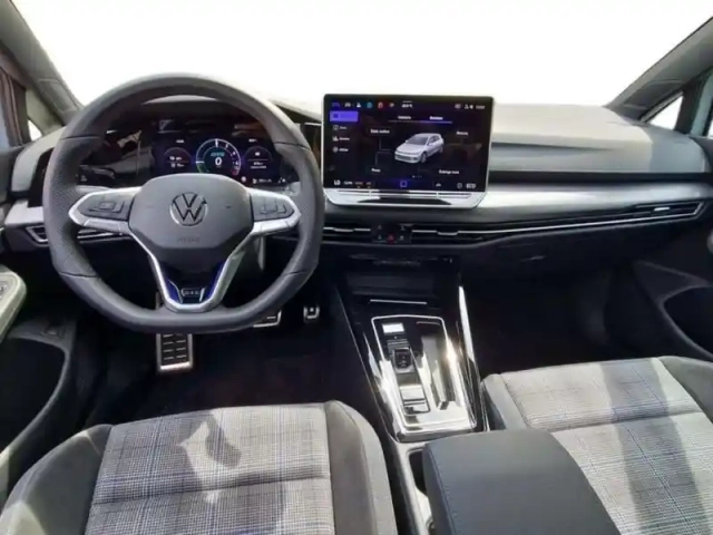 Volkswagen Golf 8 fl 1.5 ehybrid 272ch dsg6 gte — photo 8