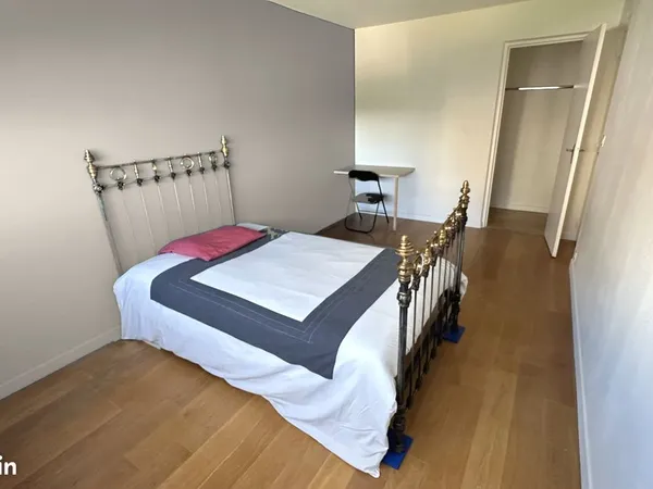 COLOCATION Lyon 9e/Tassin - 550 CC - Métro D - Gorge de Loup à 3 min - Chambres meublées