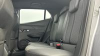 Peugeot 2008 e-2008 156ch 54 kWh Allure — photo 9