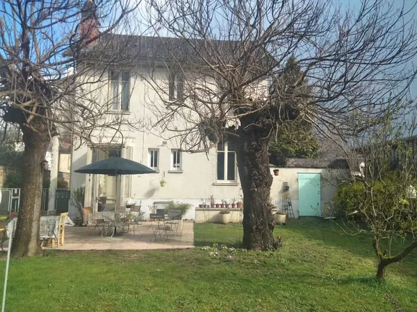 Agréable maison indépendante des années 30