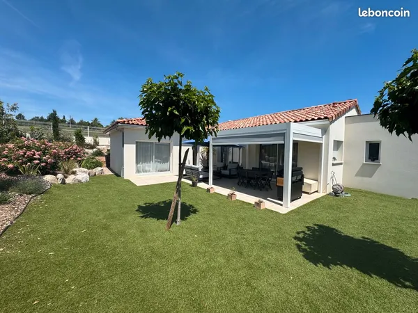 Maison Contemporaine 2024