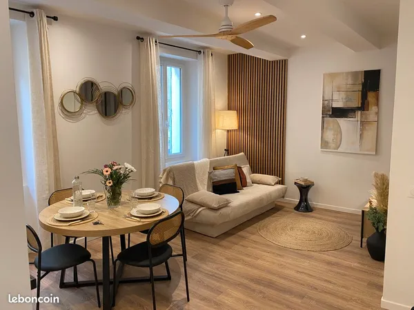T1 bis meublé Neuf 30m2- HYERES ( bail mobilité/tout inclus)