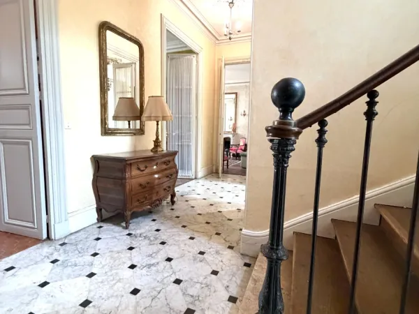 Maison 14 pièces 444 m²