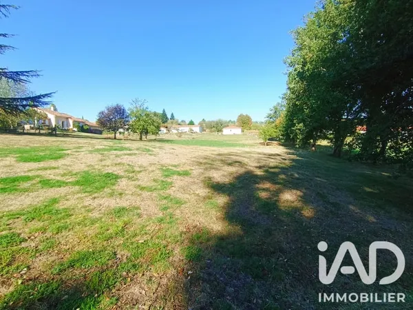 Terrain 3286 m²