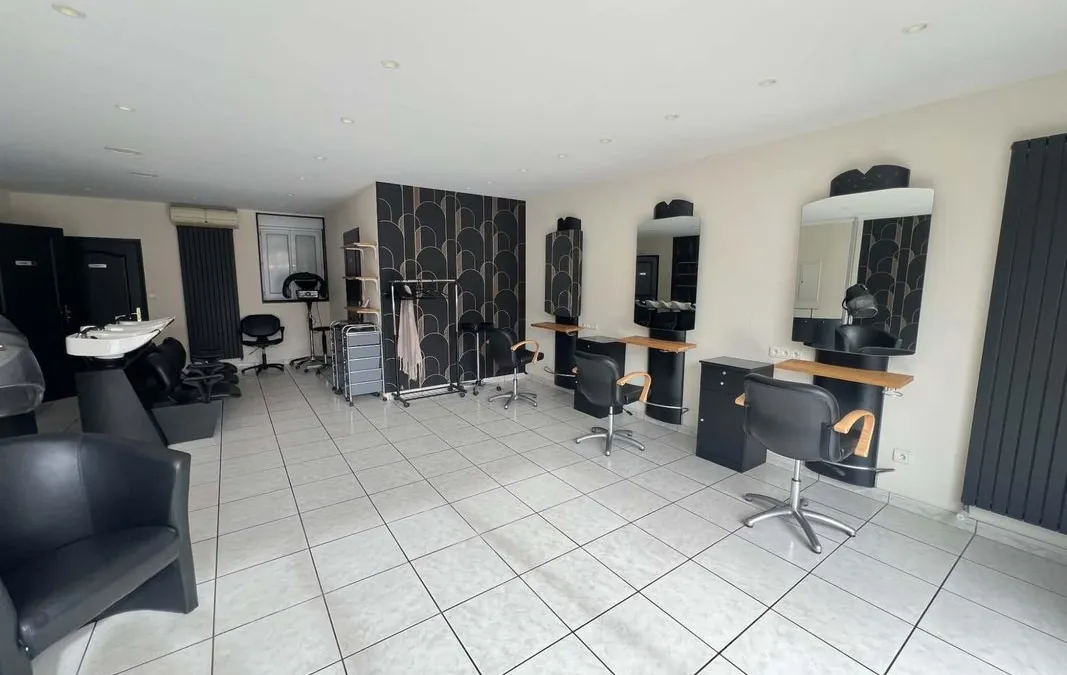Photo 3