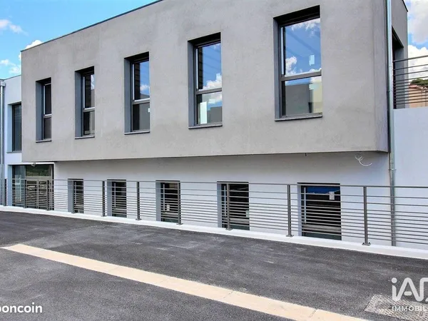 Murs commerciaux 155 m² SAINT-MAXIMIN-LA-SAINTE-BAUME