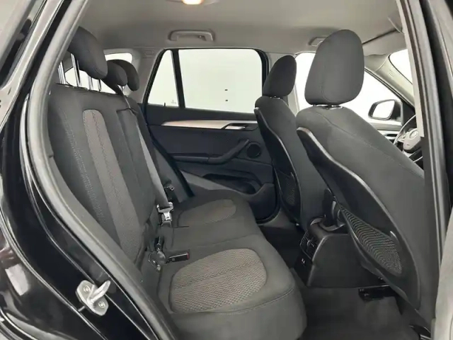 Bmw X1 sdrive 18i 140 ch — photo 83