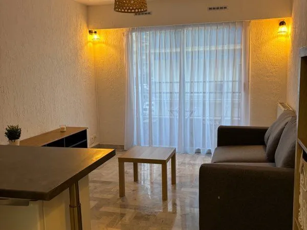Studio 24 m2 / balcon / cave