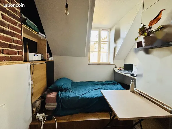 Studio 1 pièce 11 m²