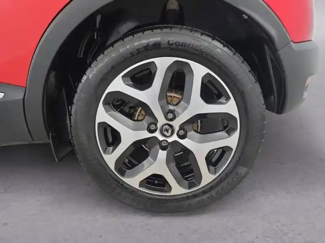 Renault Captur tce 150 fap edc — photo 184