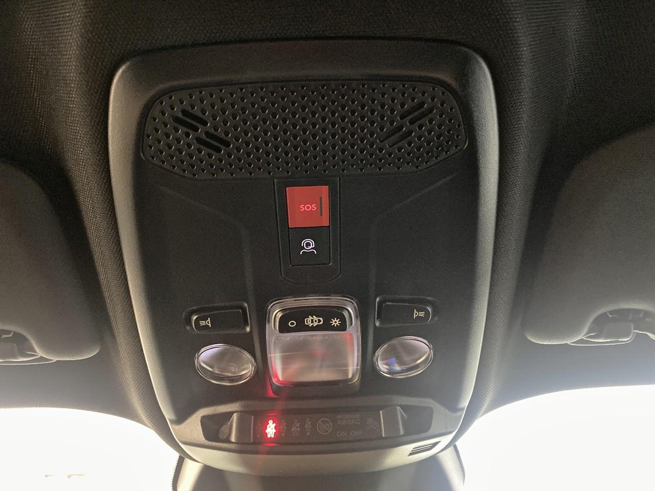Peugeot 2008 hybrid 145 ch e-dcs6 allure — photo 19