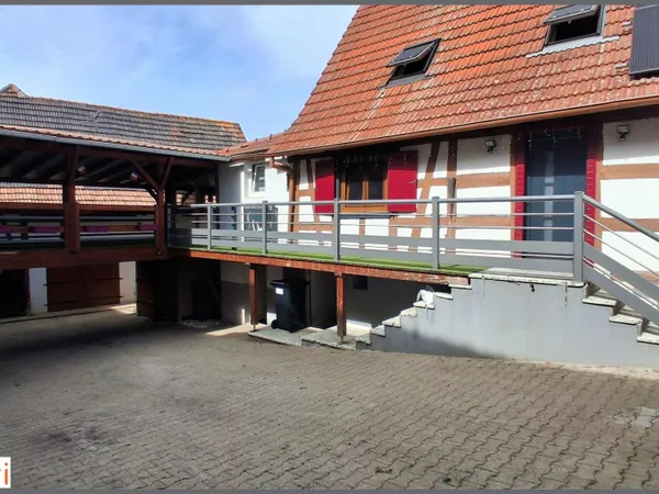 Maison alsacienne rénovée + dépendance + jardin