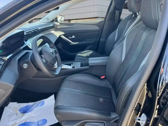 Peugeot 308 phev 180 e-eat8 — photo 52