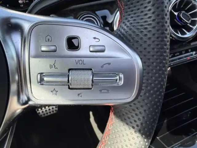 Mercedes Cla 250 e coupé amg line — photo 18