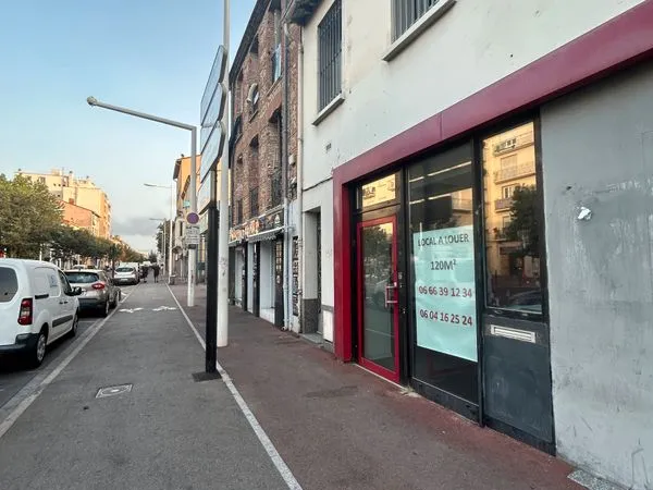 Local commercial 120m²