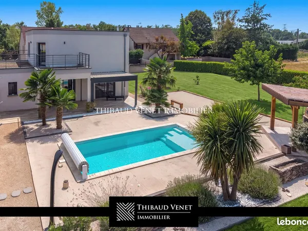 Propriété 5 pièces 134 m²