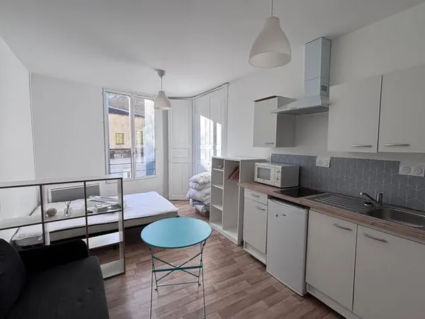 Studio 1 pièce 20 m²